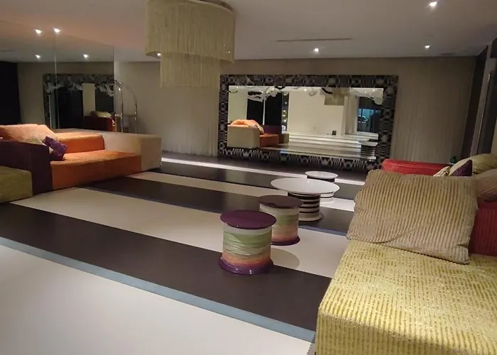 Aveline Modern Amenity View Acqua Private Residences Near Rockwell Makati Apartment Manila