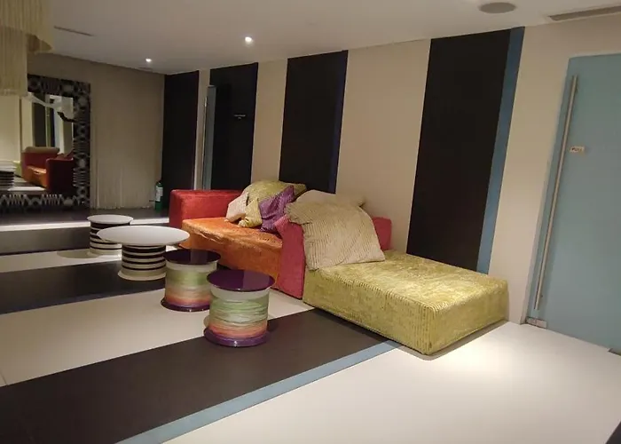 Aveline Modern Amenity View Acqua Private Residences Near Rockwell Makati Apartment Manila